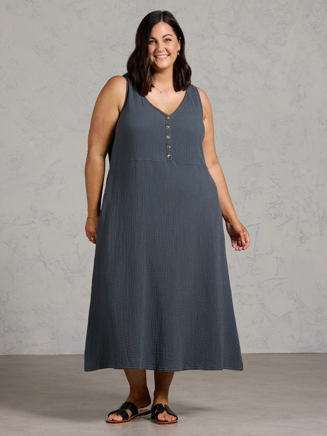 Magnolia Cotton Dress Charcoal