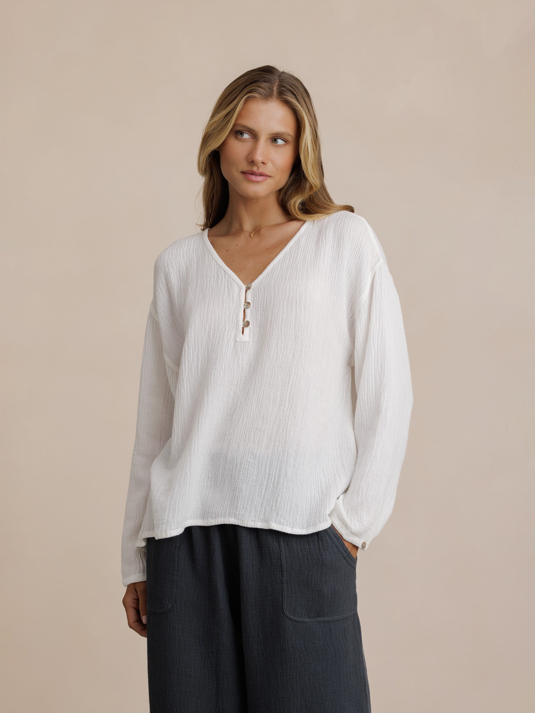 Model wears La Vie Linen Blend Blouse in Coconut