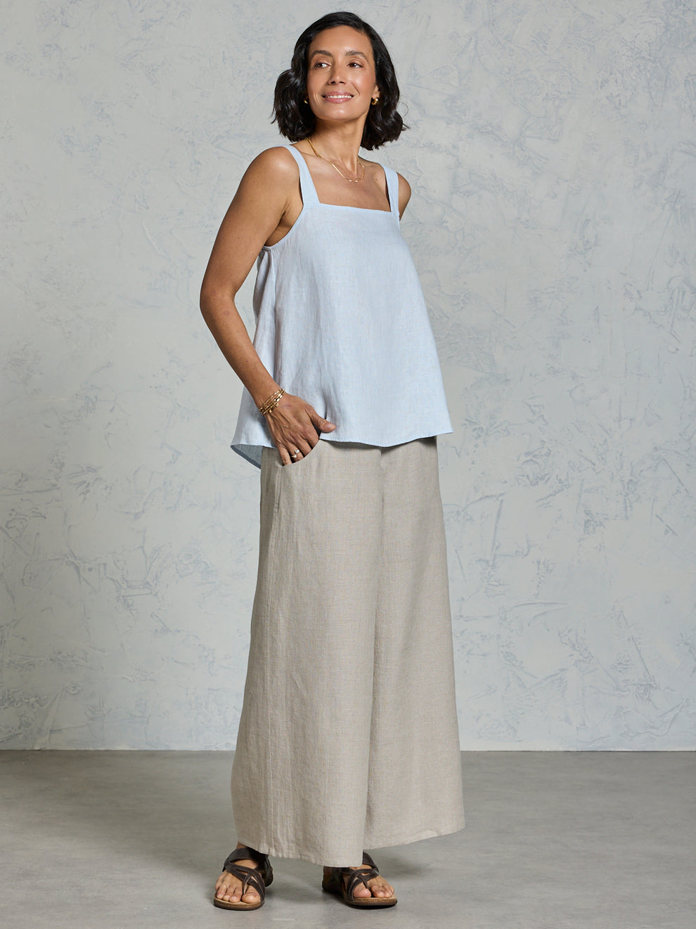 Soella Linen Top Black